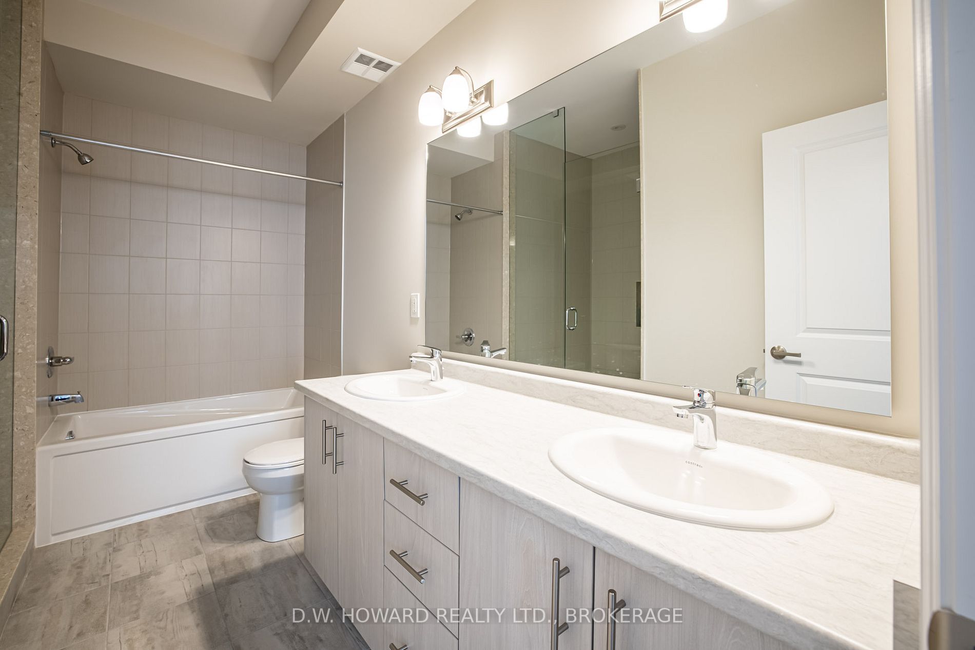 4311 MANN Street #62