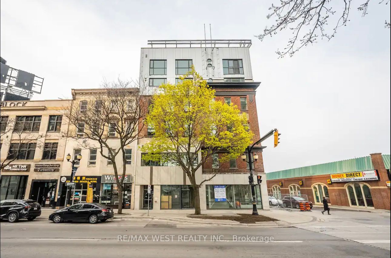 121 King St E, #104