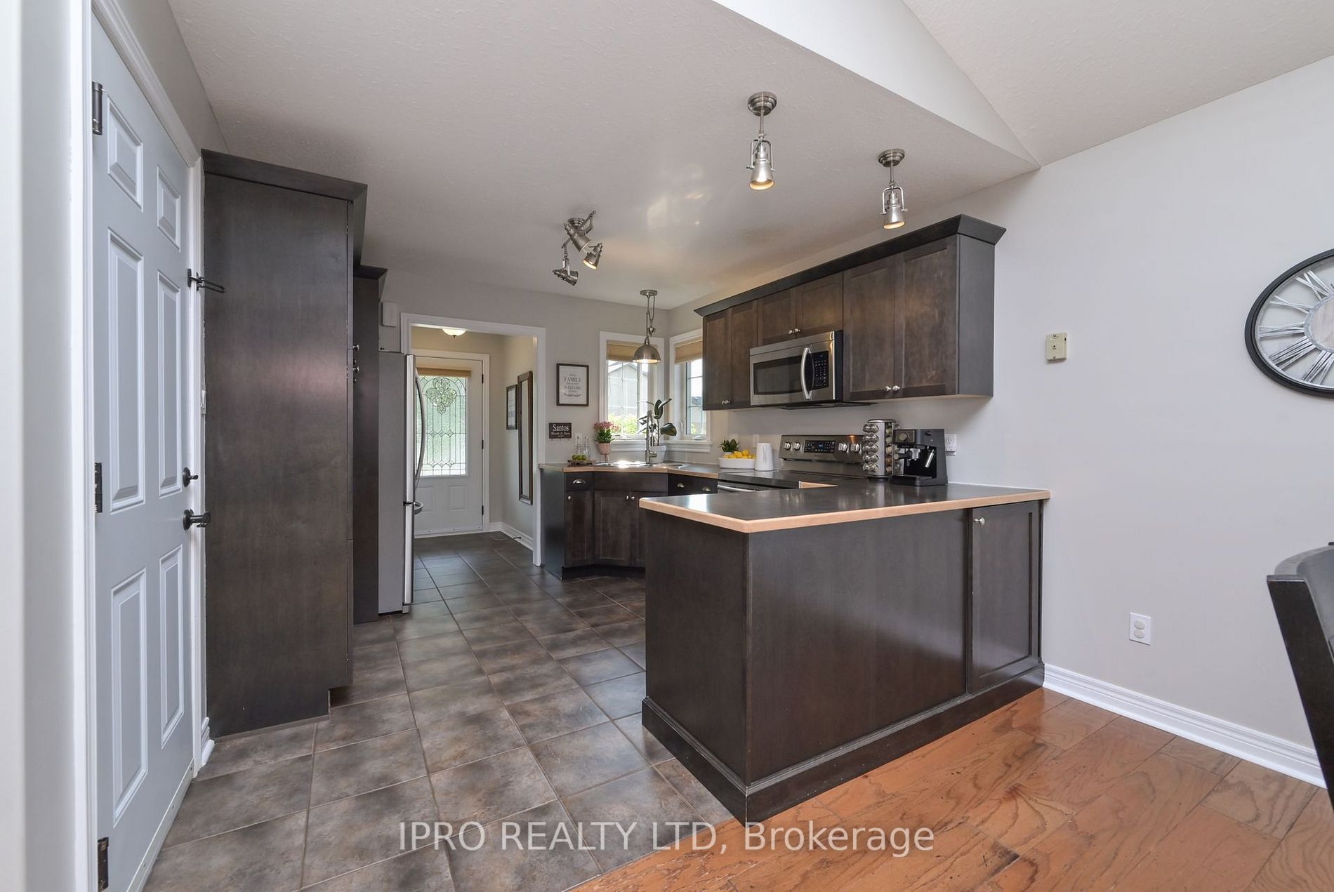 101 Fleming Way