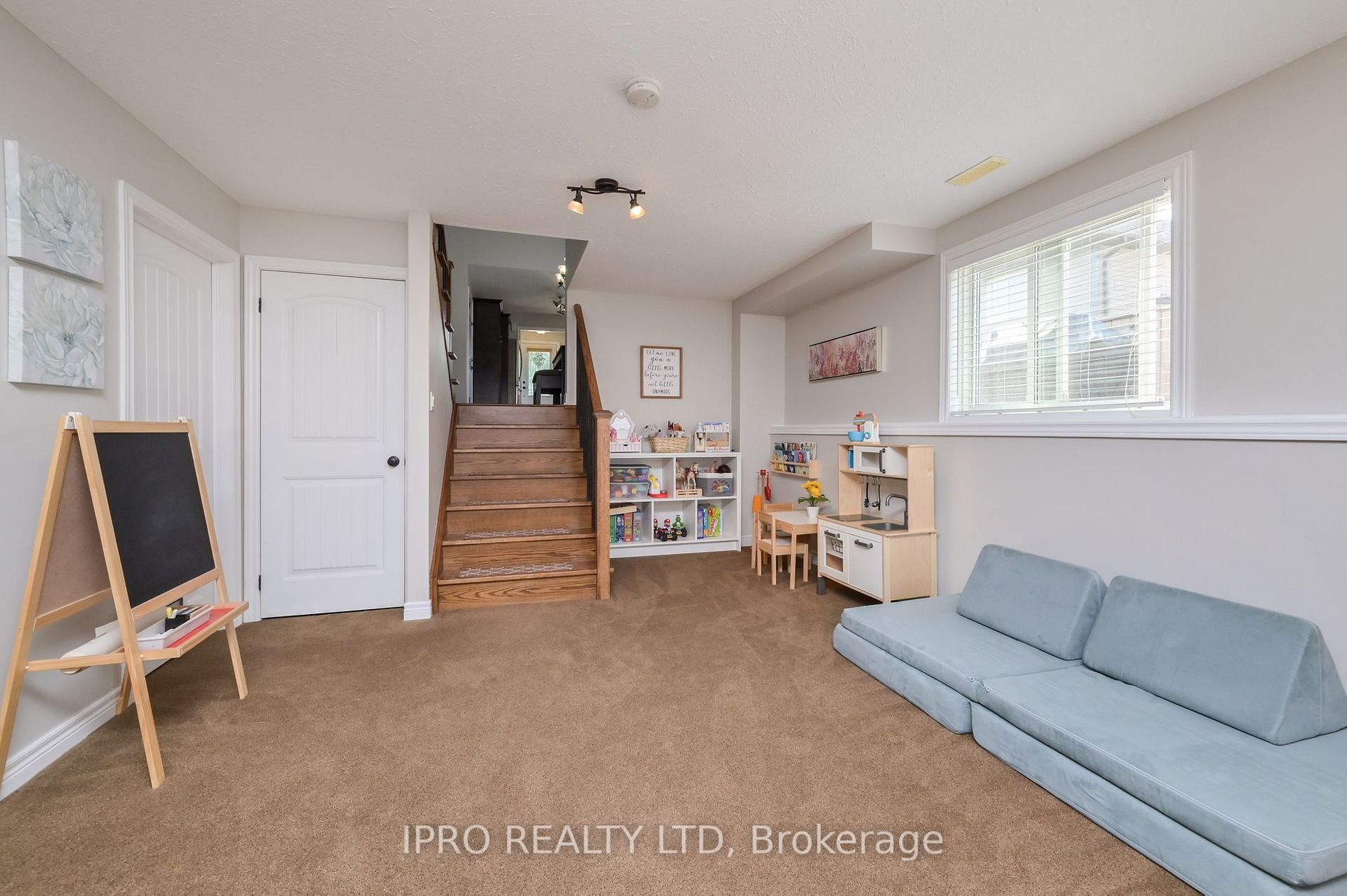 101 Fleming Way