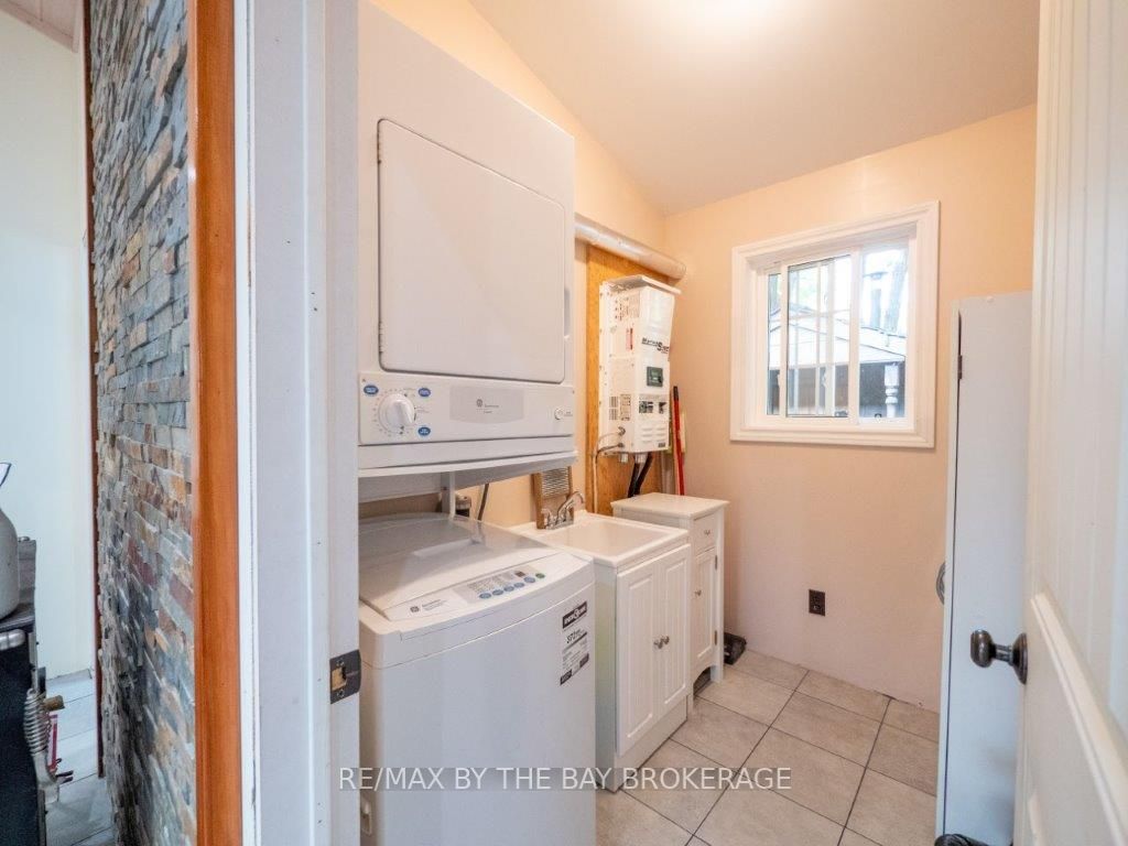 22428 Georgian Bay Shore