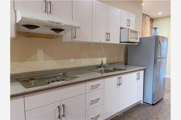 173 King St E, Hamilton