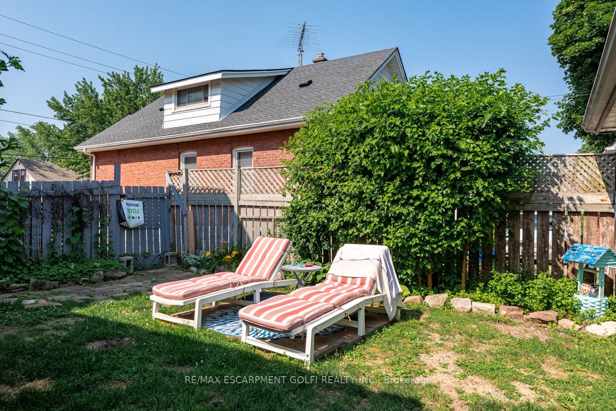5369 Morrison Street