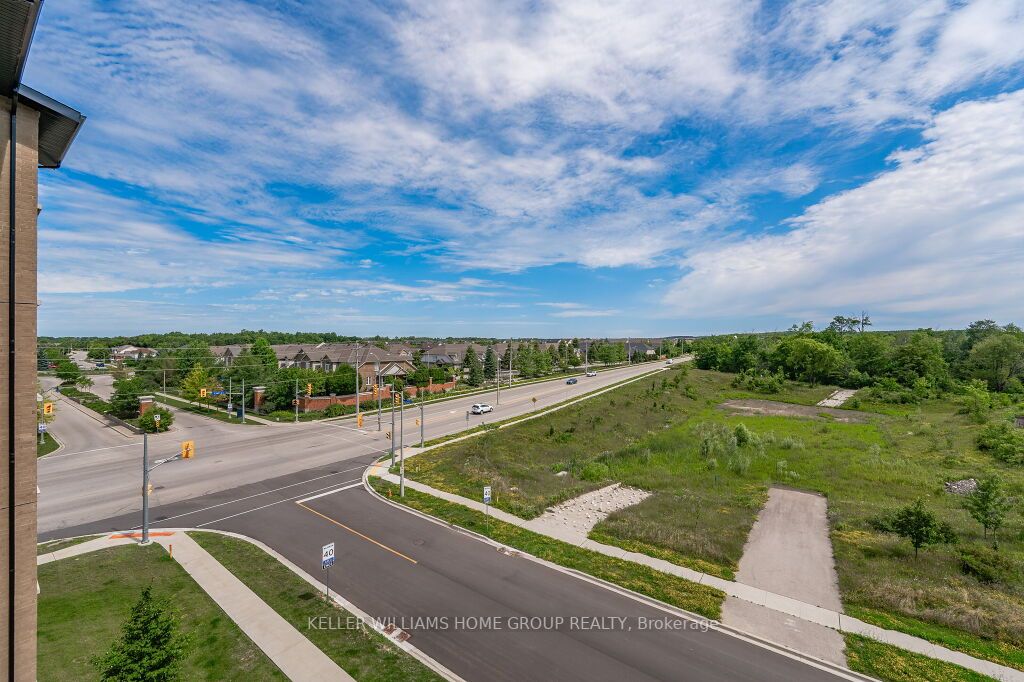 7 Kay Crescent, #408