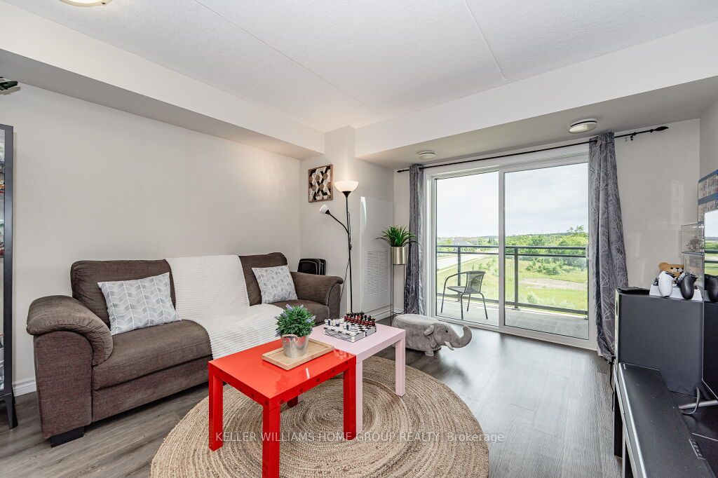 7 Kay Crescent, #408