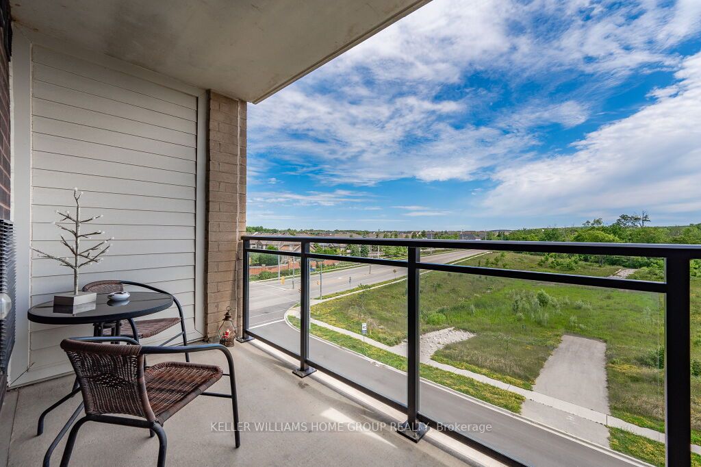 7 Kay Crescent, #408