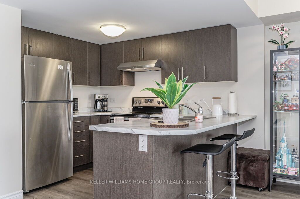 7 Kay Crescent, #408