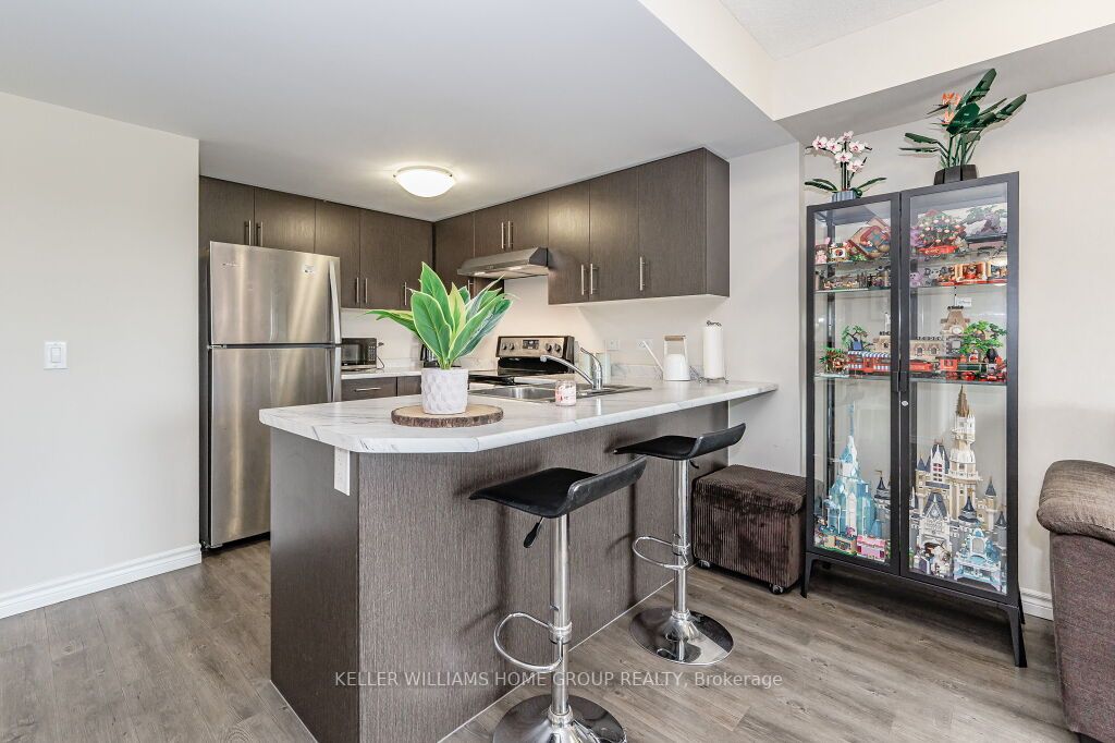 7 Kay Crescent, #408