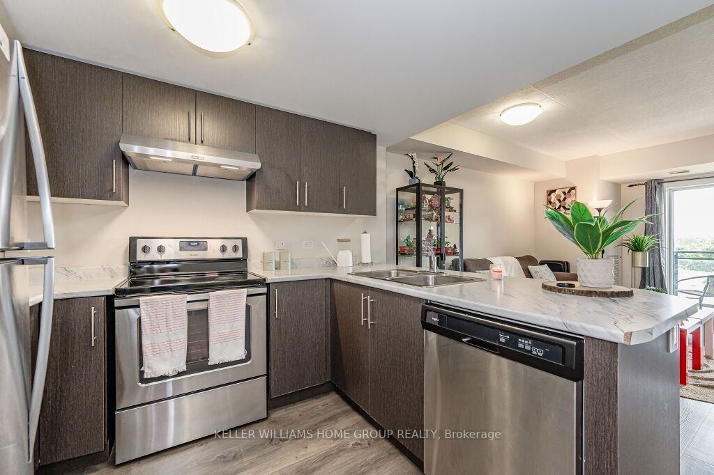 7 Kay Crescent, #408