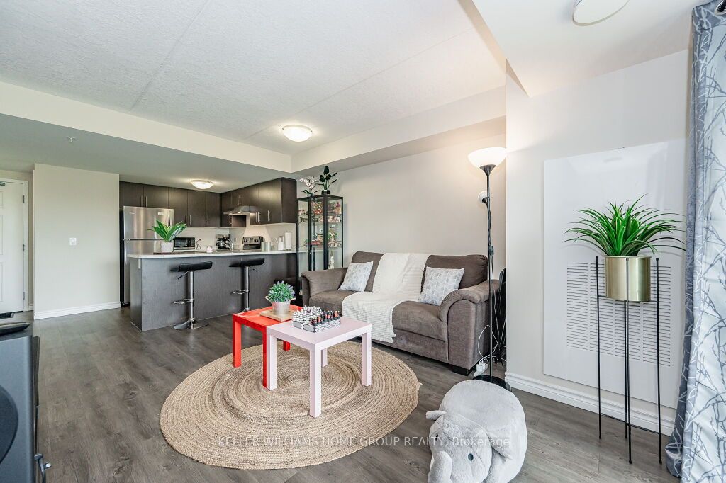 7 Kay Crescent, #408