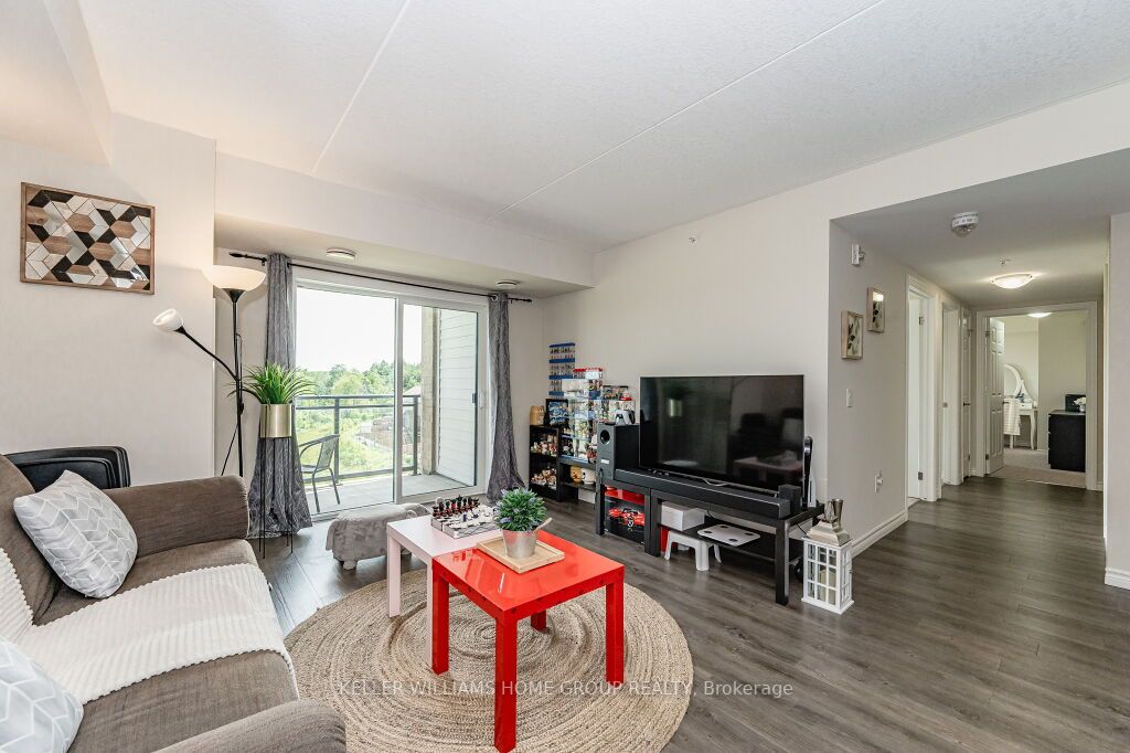 7 Kay Crescent, #408