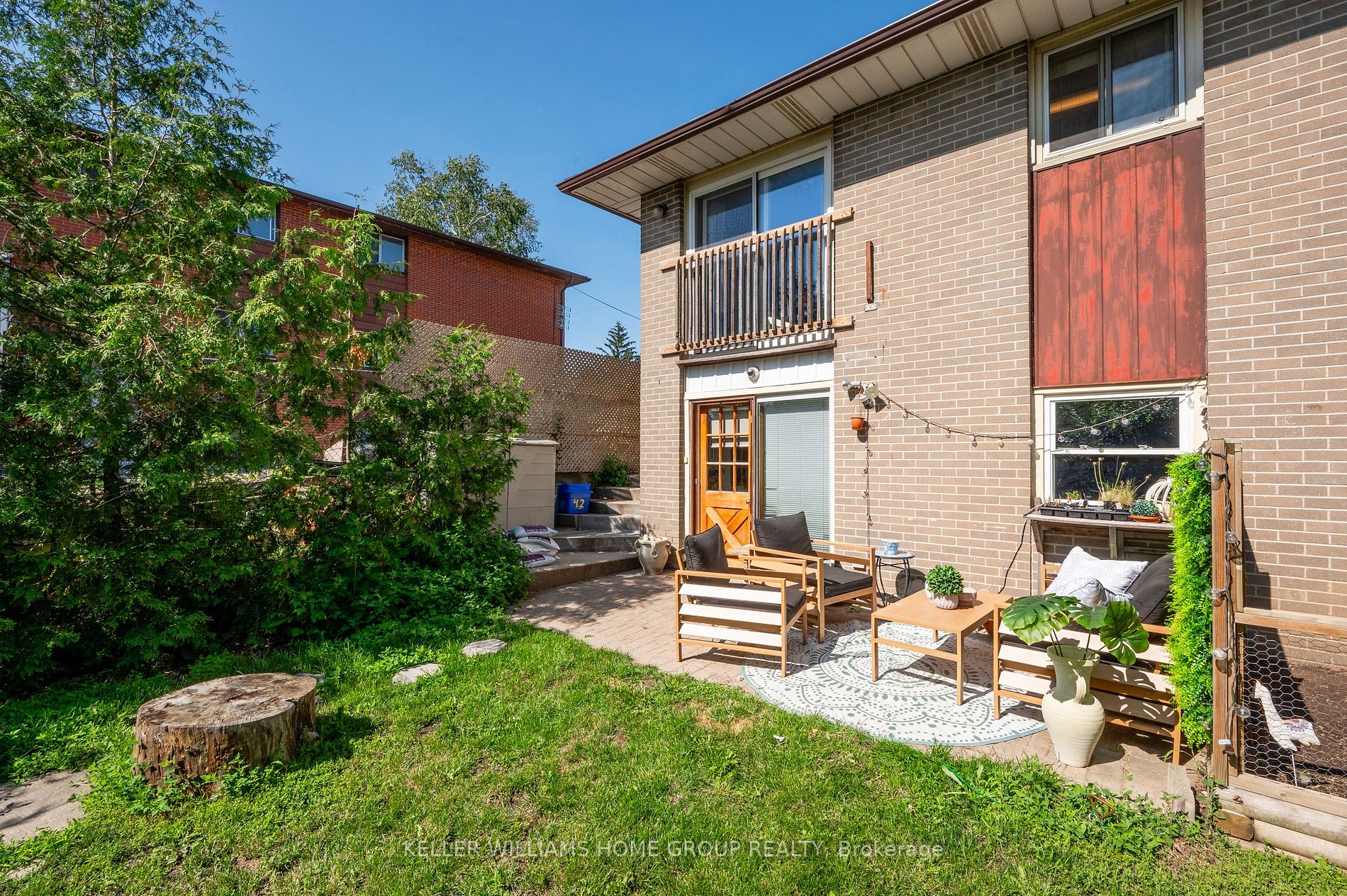 42 Daniel Avenue