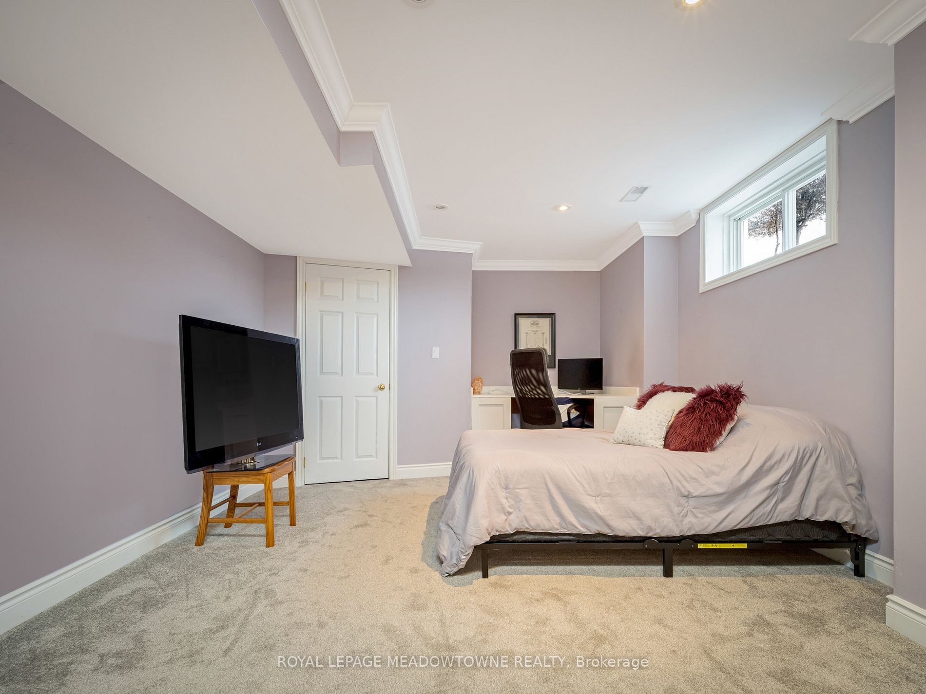 9 Palomino Dr