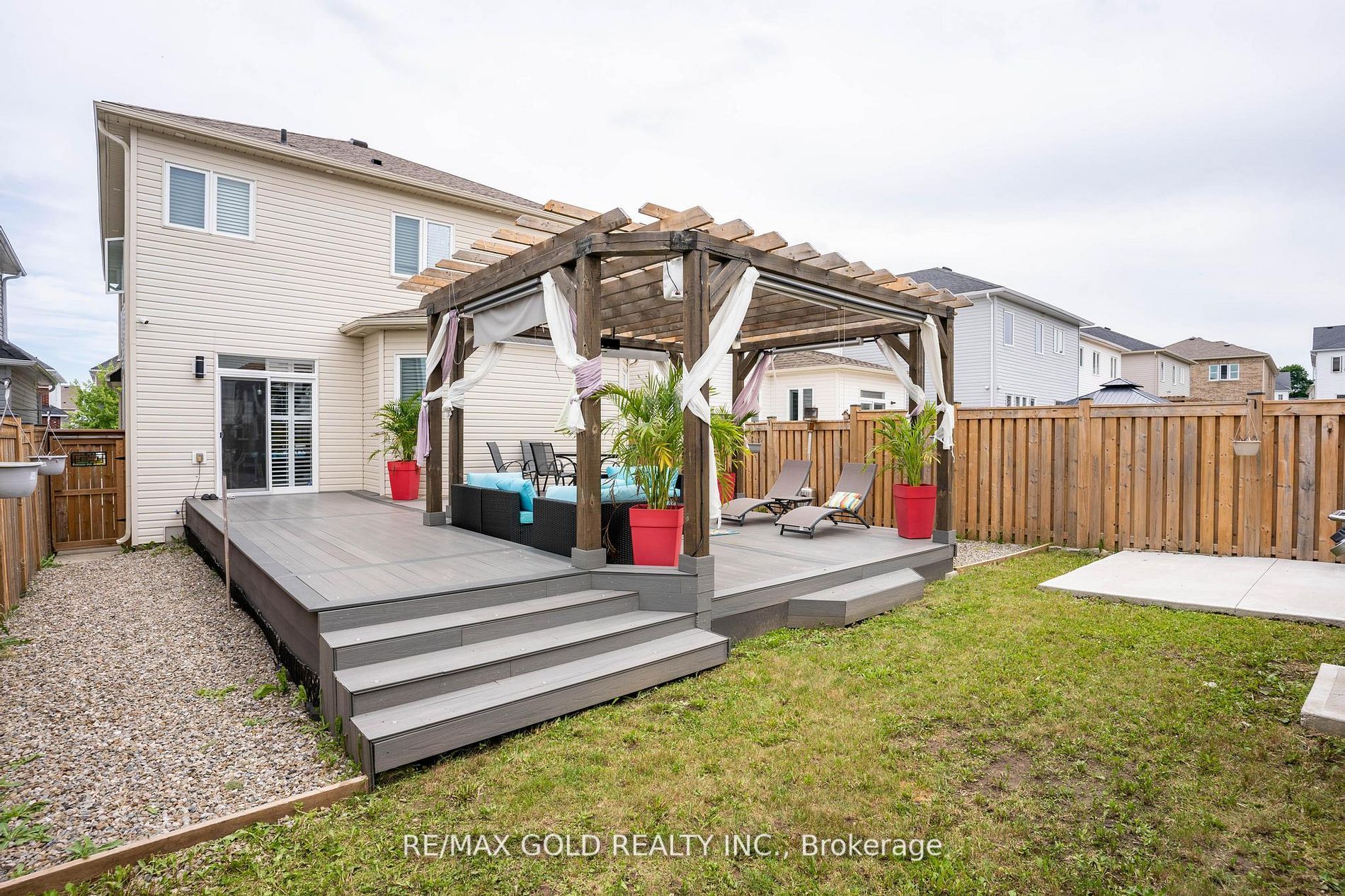 528 Brett Street