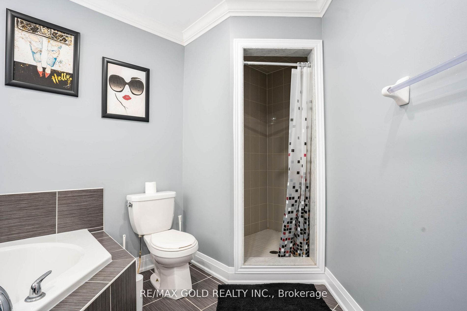528 Brett Street