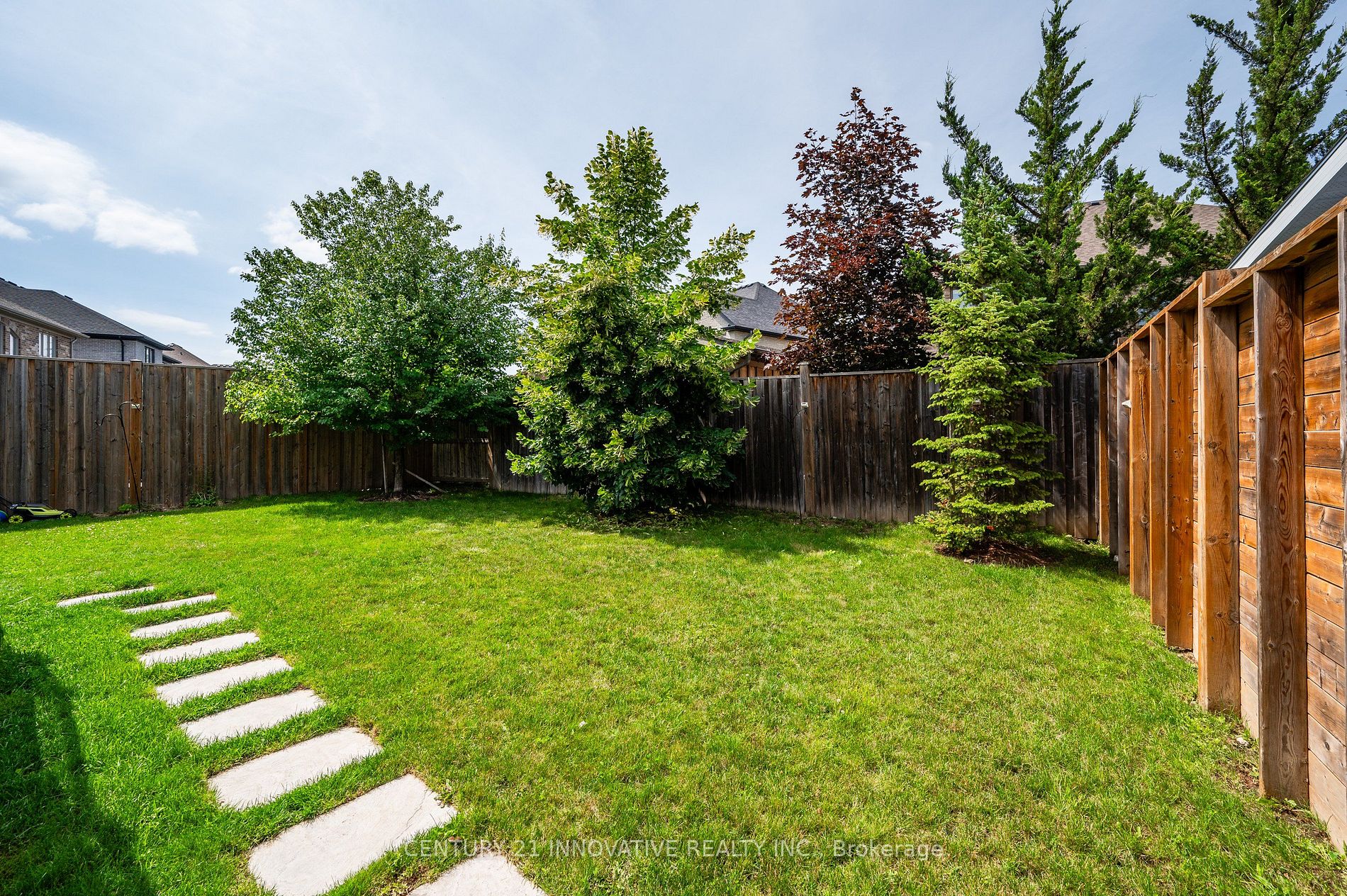 316 Deerfoot Trail