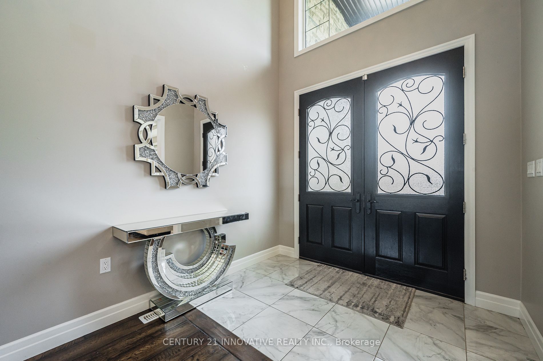 316 Deerfoot Trail