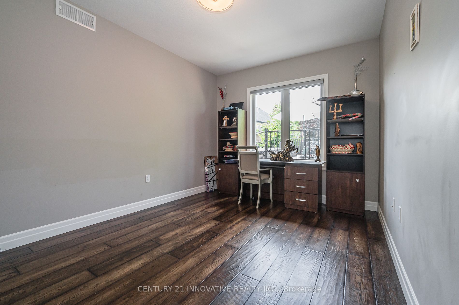 316 Deerfoot Trail