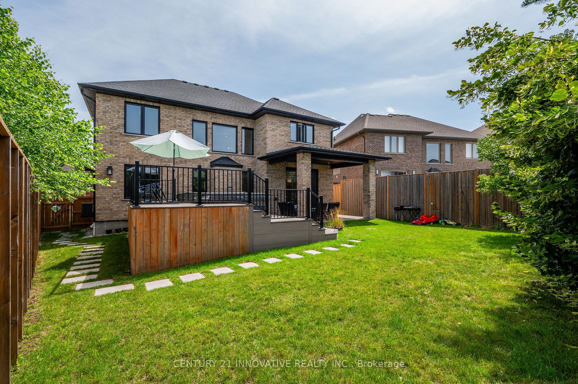 316 Deerfoot Trail