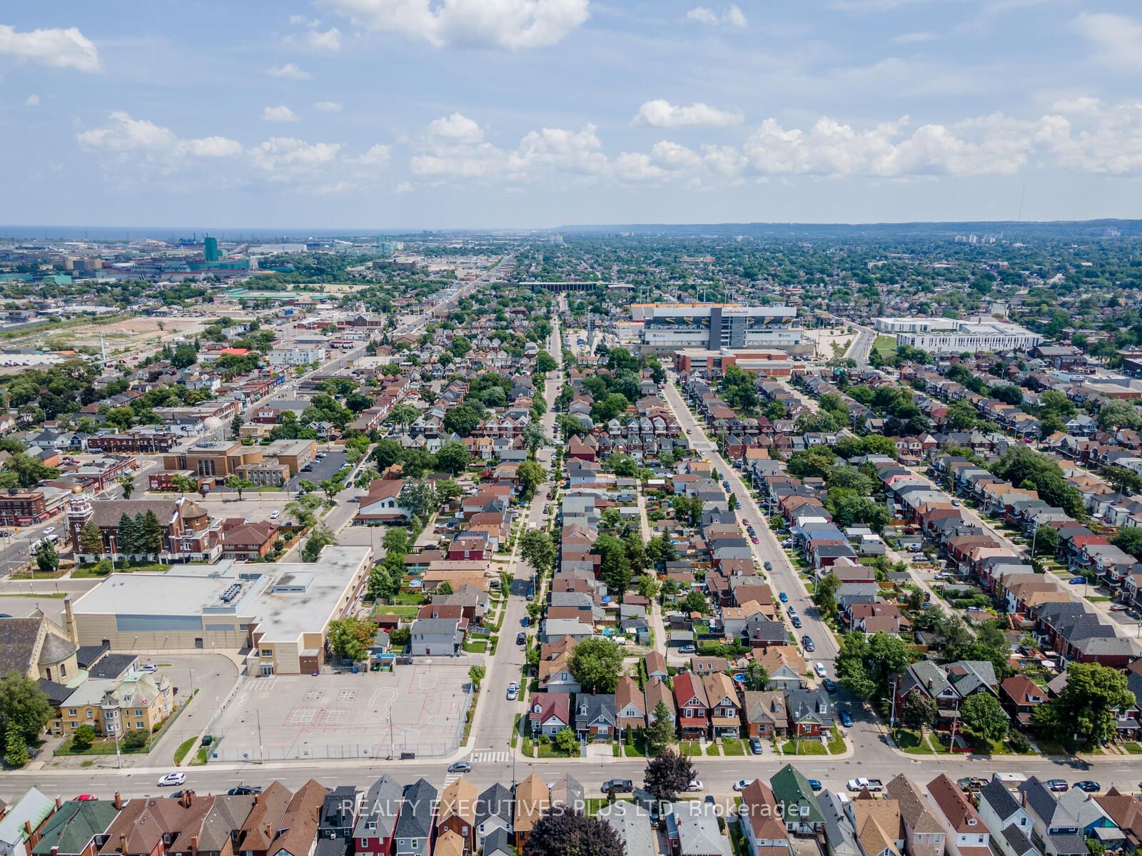 104 Sherman Ave N