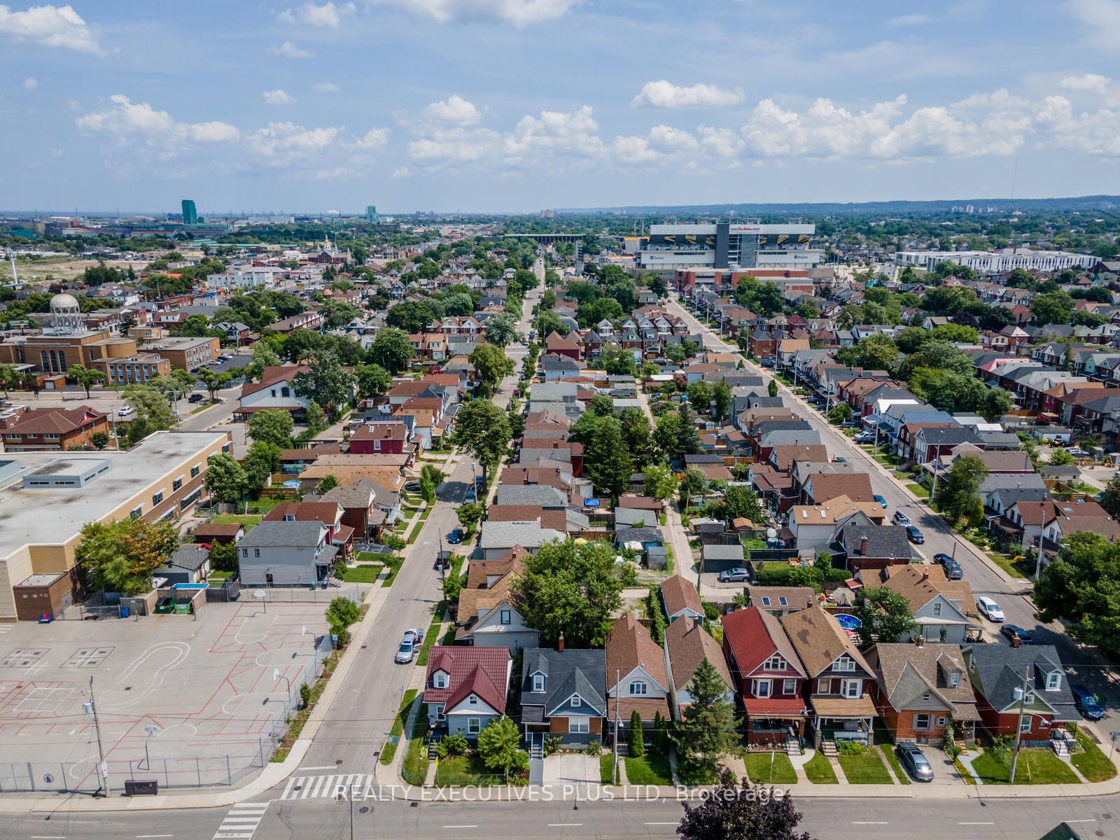 104 Sherman Ave N