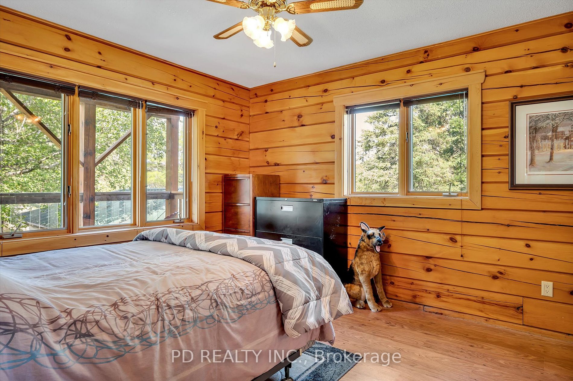 48 Sturgeon Glen Rd
