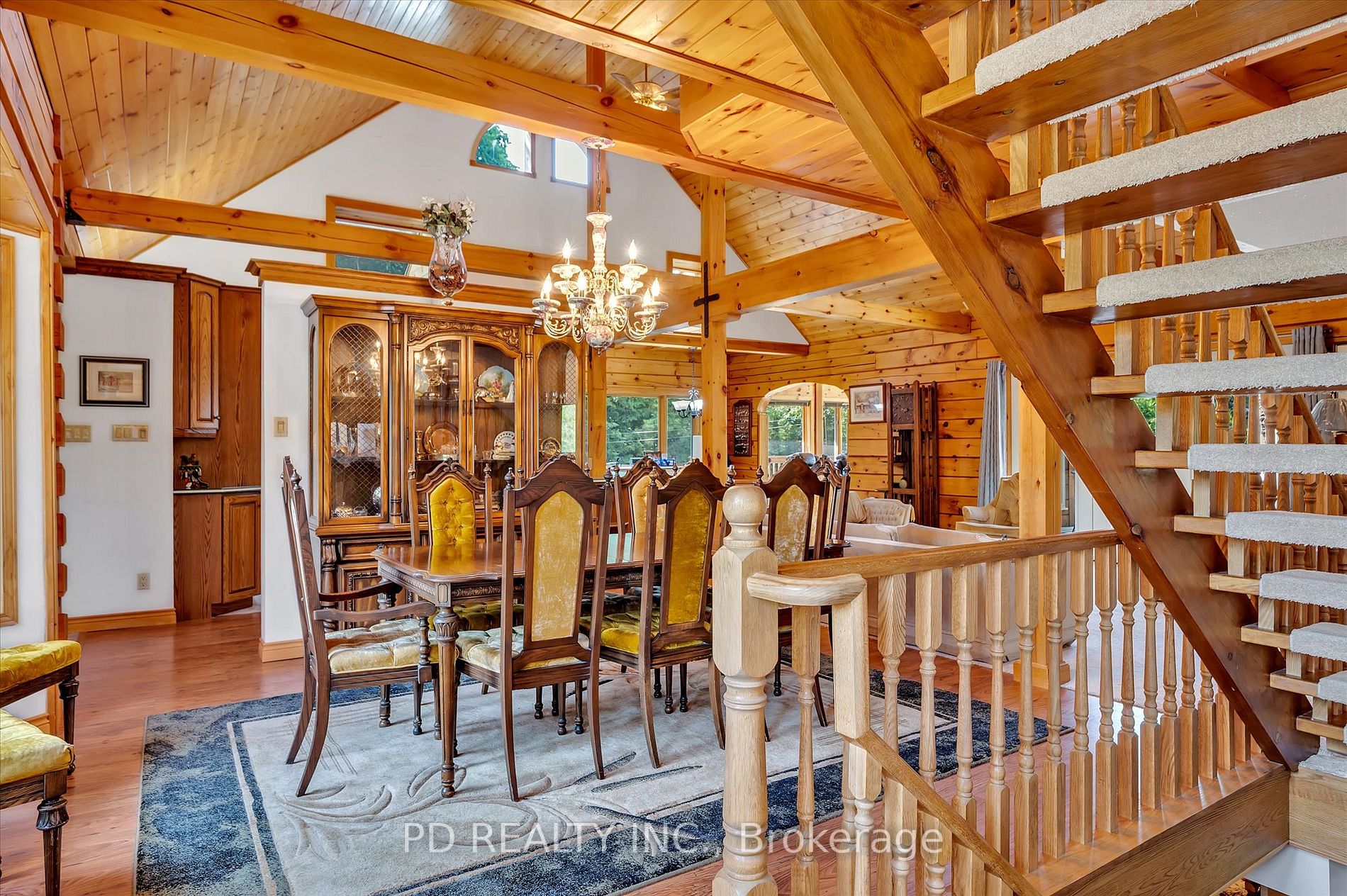 48 Sturgeon Glen Rd