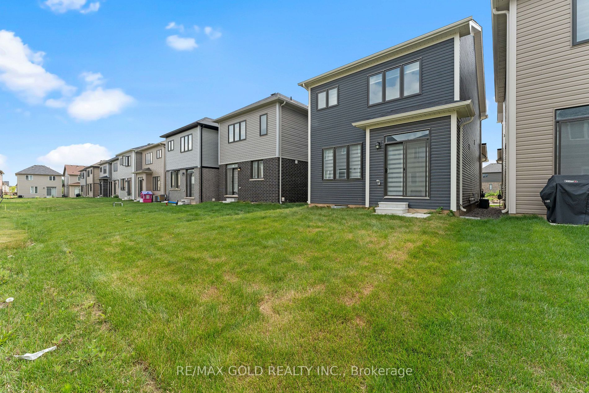 18 Mclaren Avenue