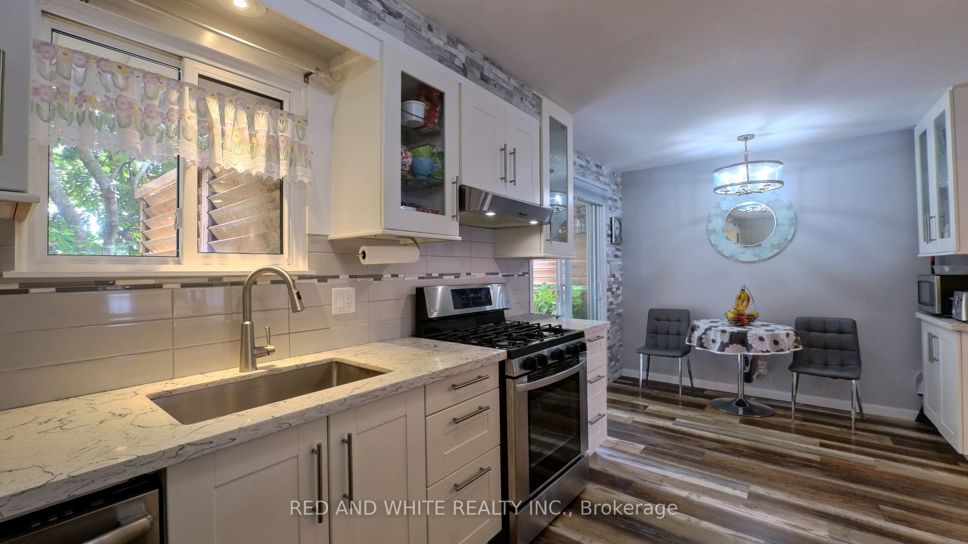 49 Cedarwoods Crescent, #32
