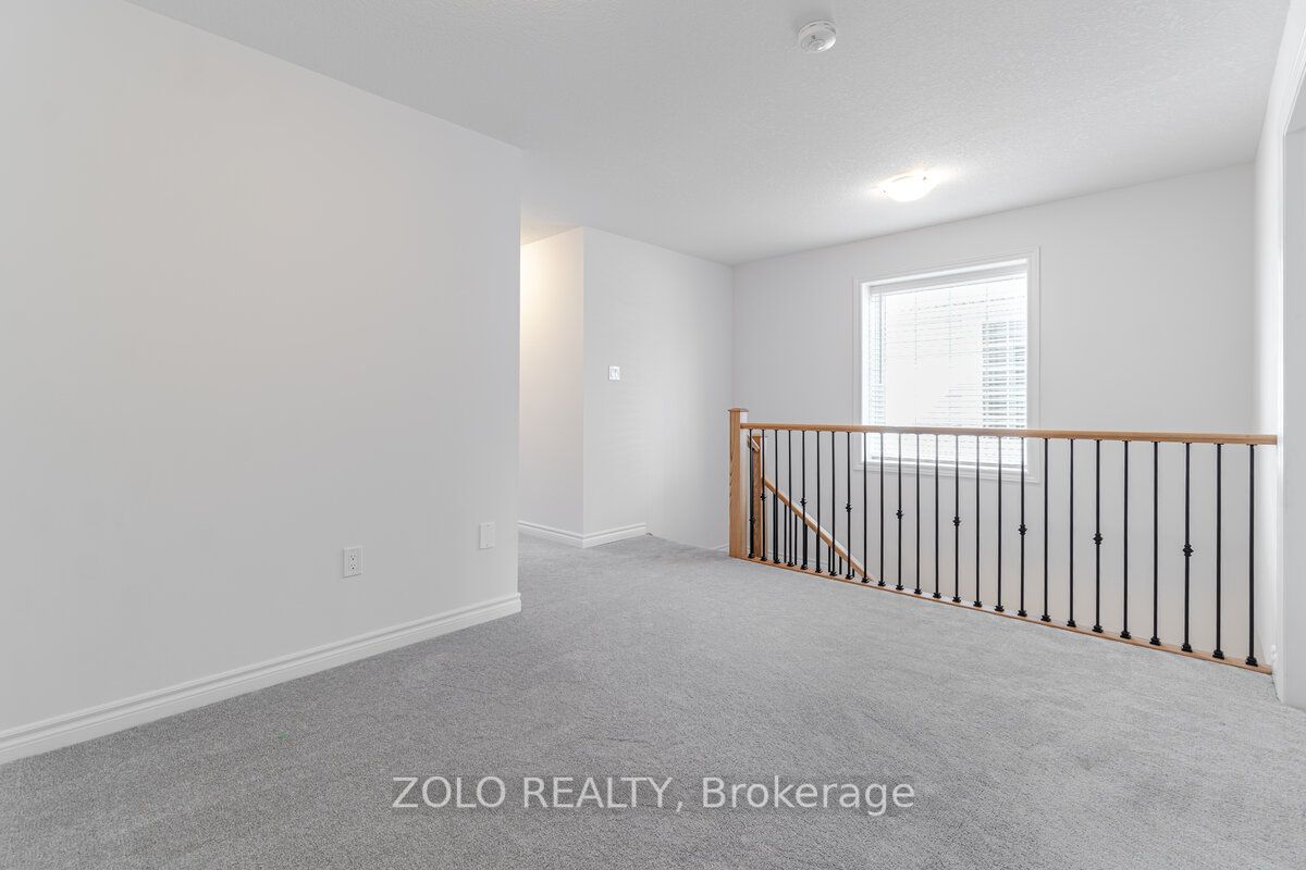 49 Elsegood Dr