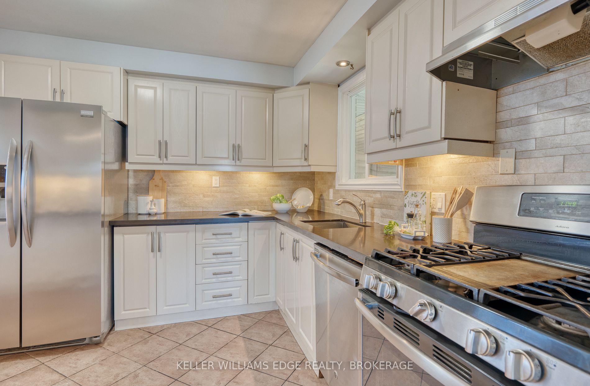 64 Forest Hill Cres