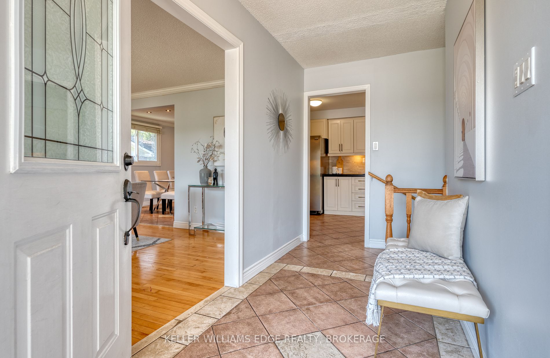 64 Forest Hill Cres