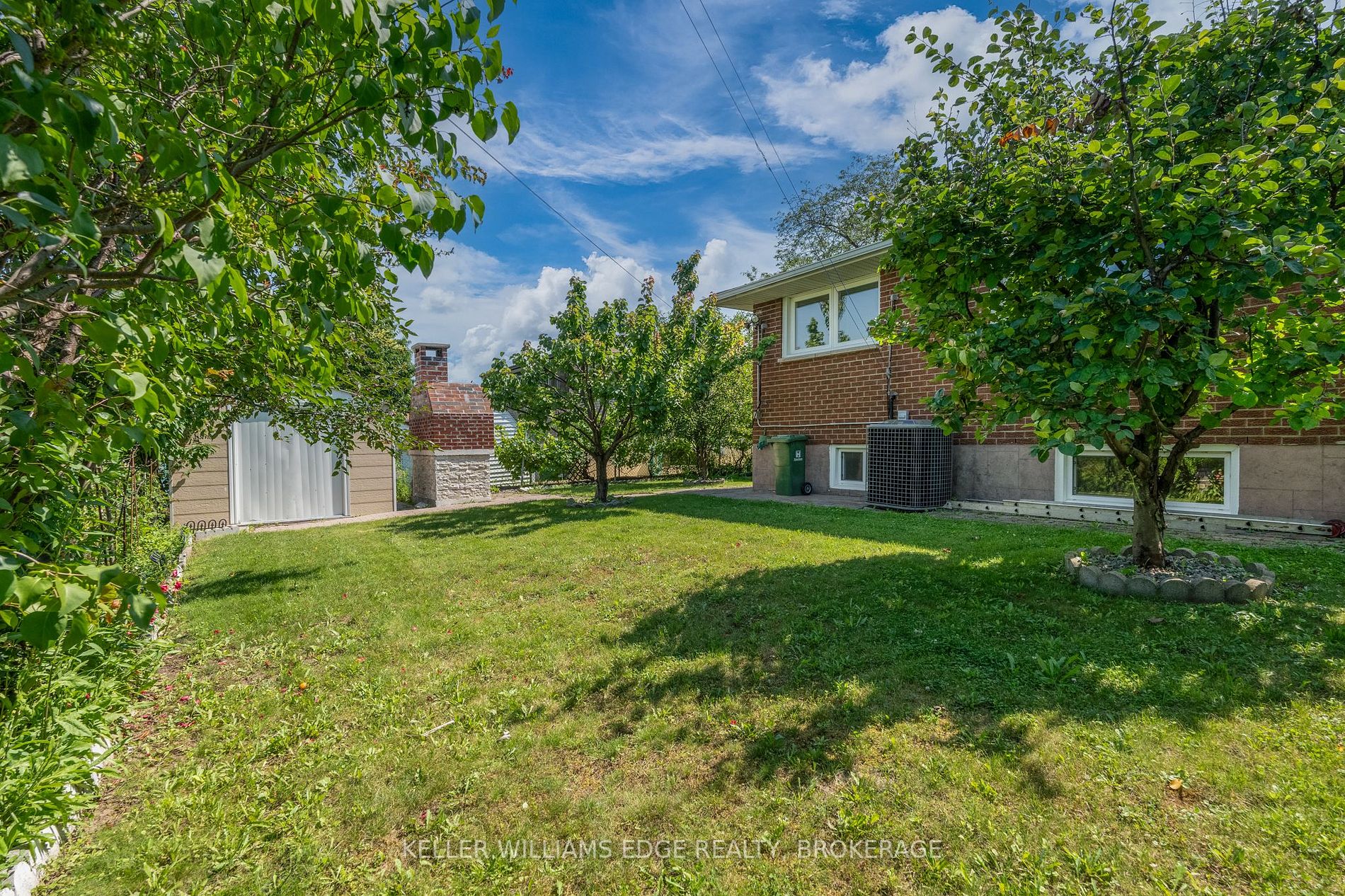 64 Forest Hill Cres