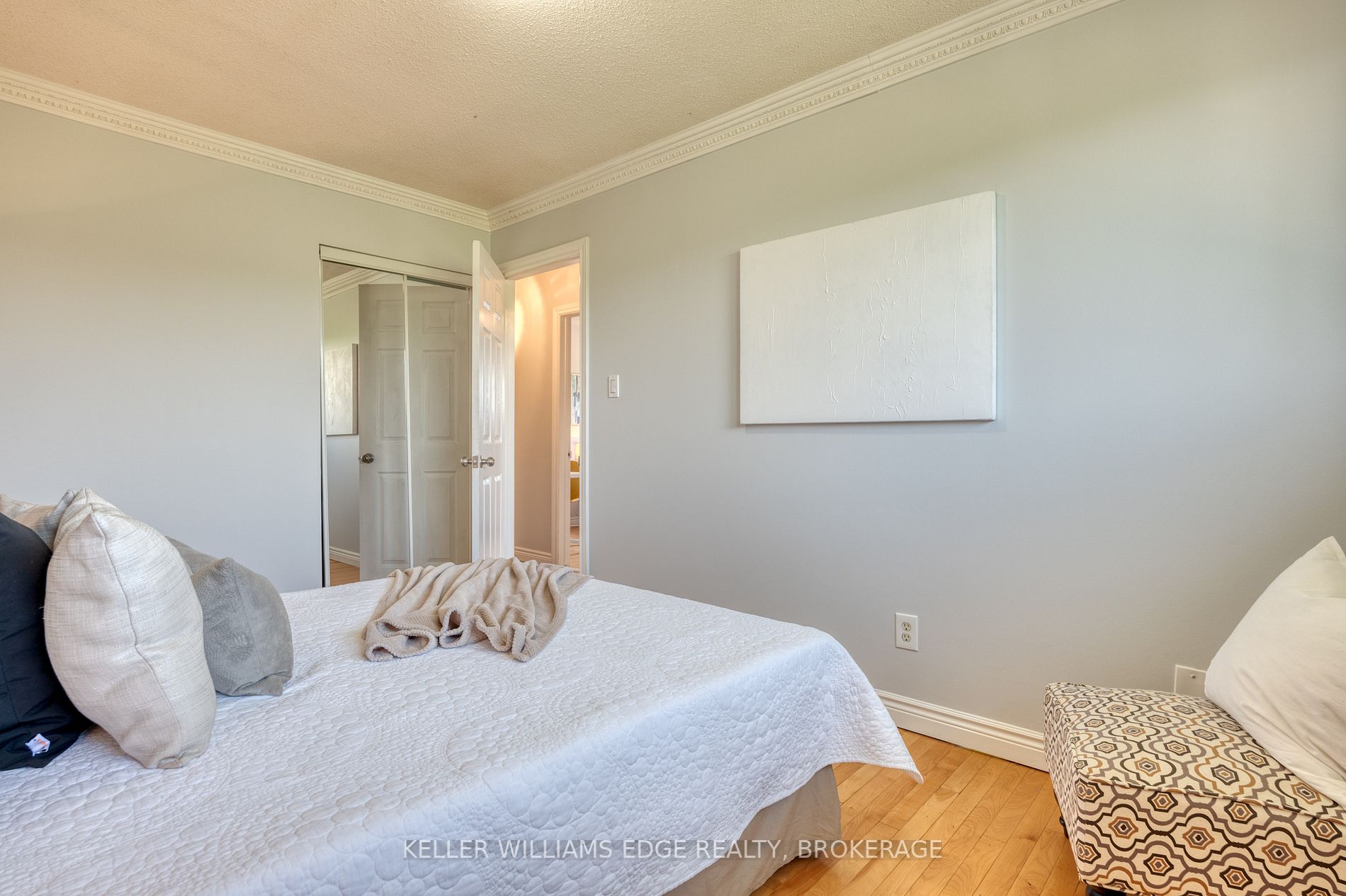 64 Forest Hill Cres