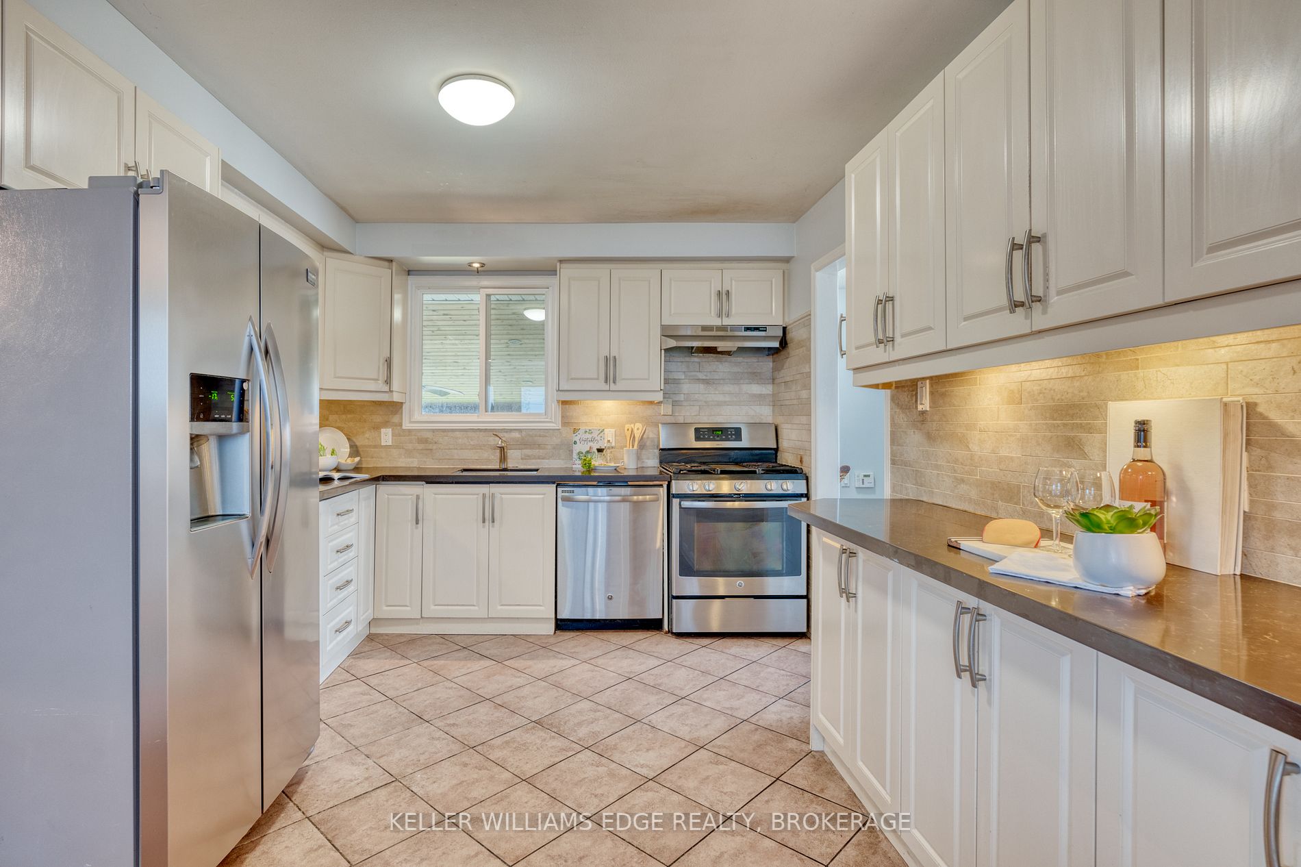 64 Forest Hill Cres