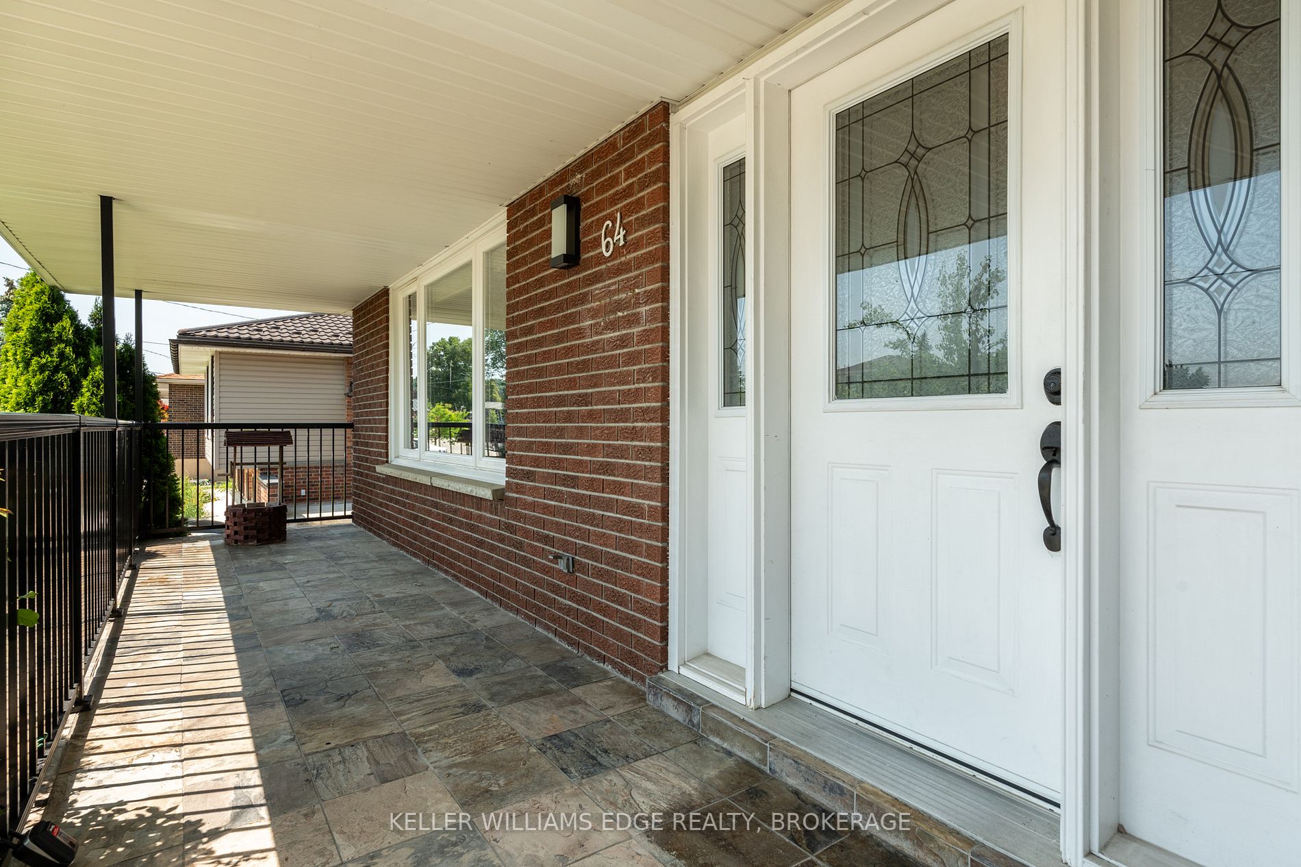 64 Forest Hill Cres