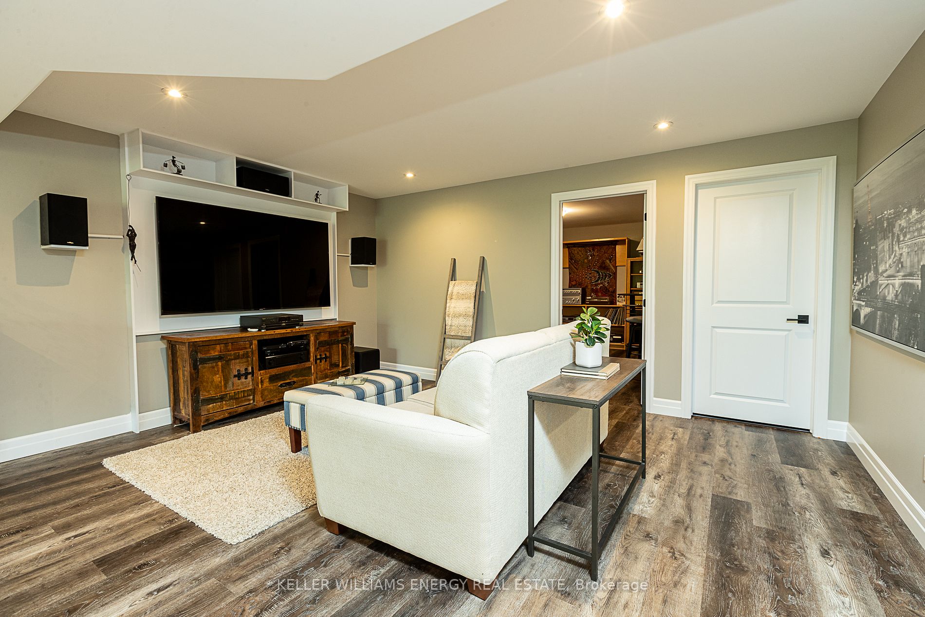 21 Brookfield Cres