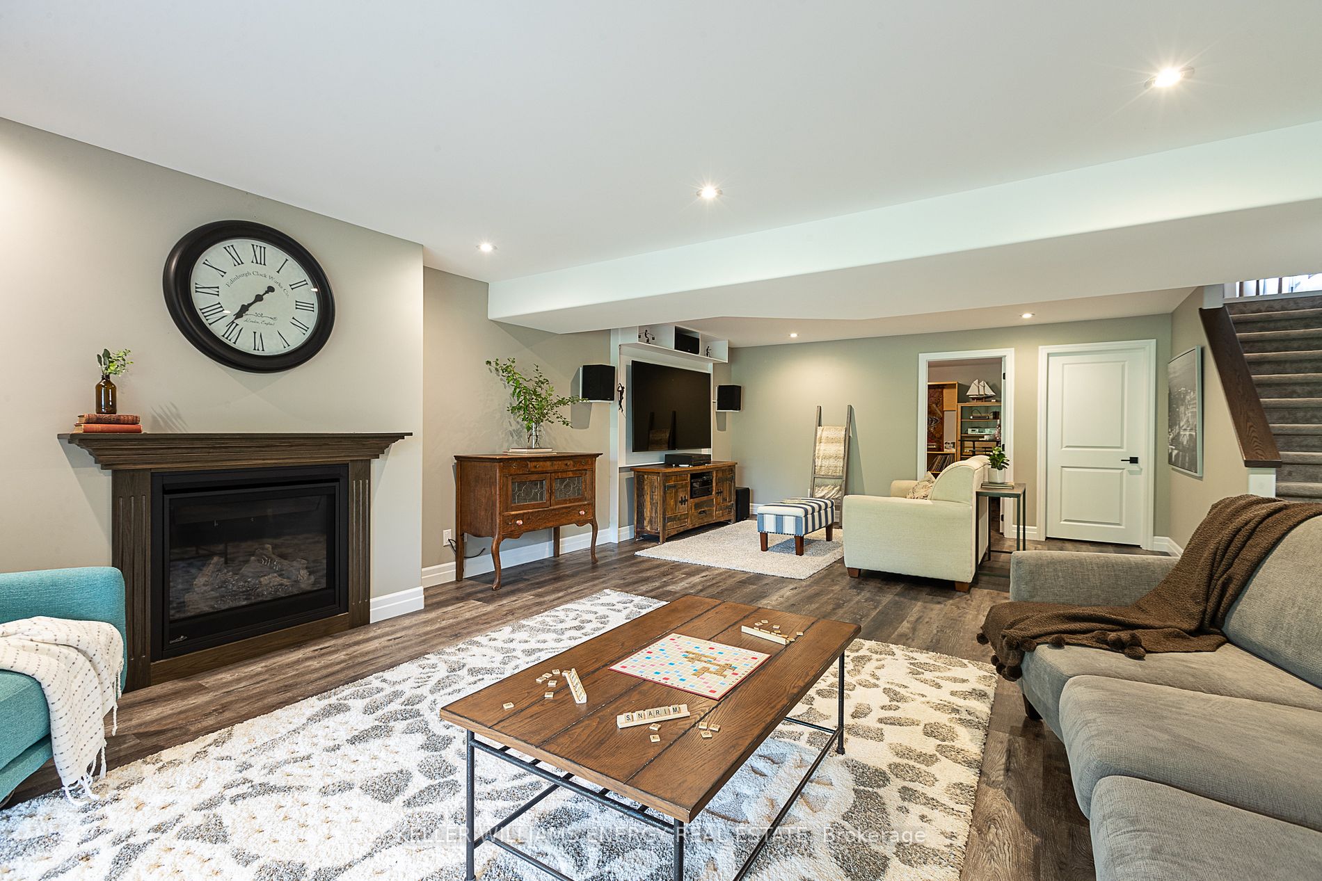 21 Brookfield Cres