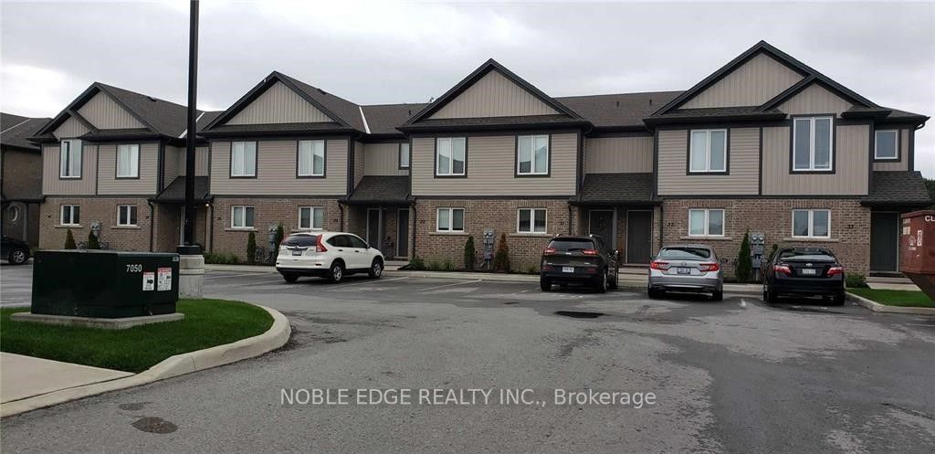 7768 Ascot Circ, #33