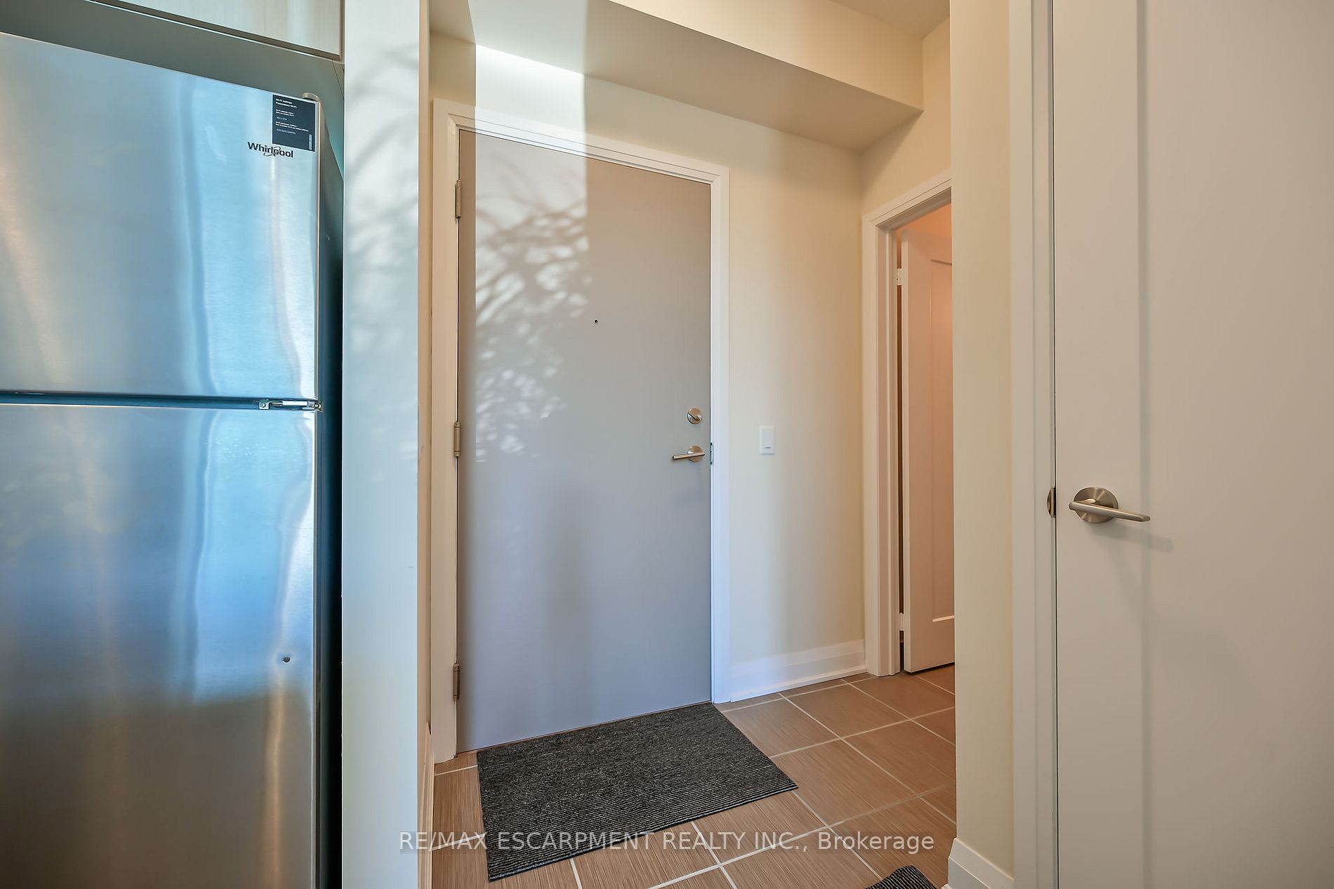 16 Concord Pl, #124