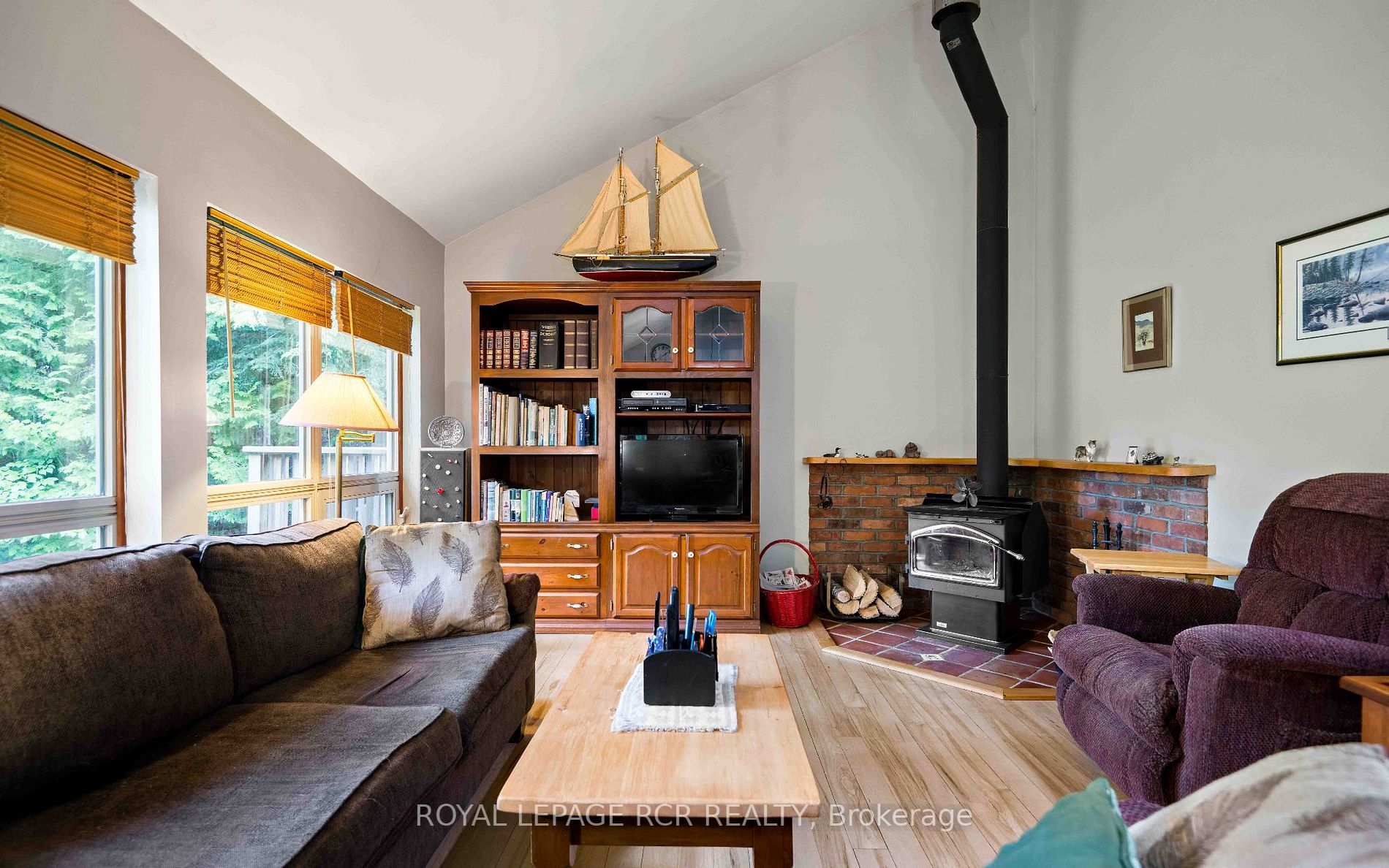 308392 Hockley Road