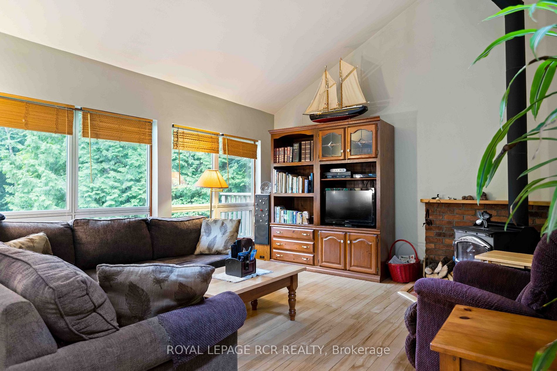 308392 Hockley Road