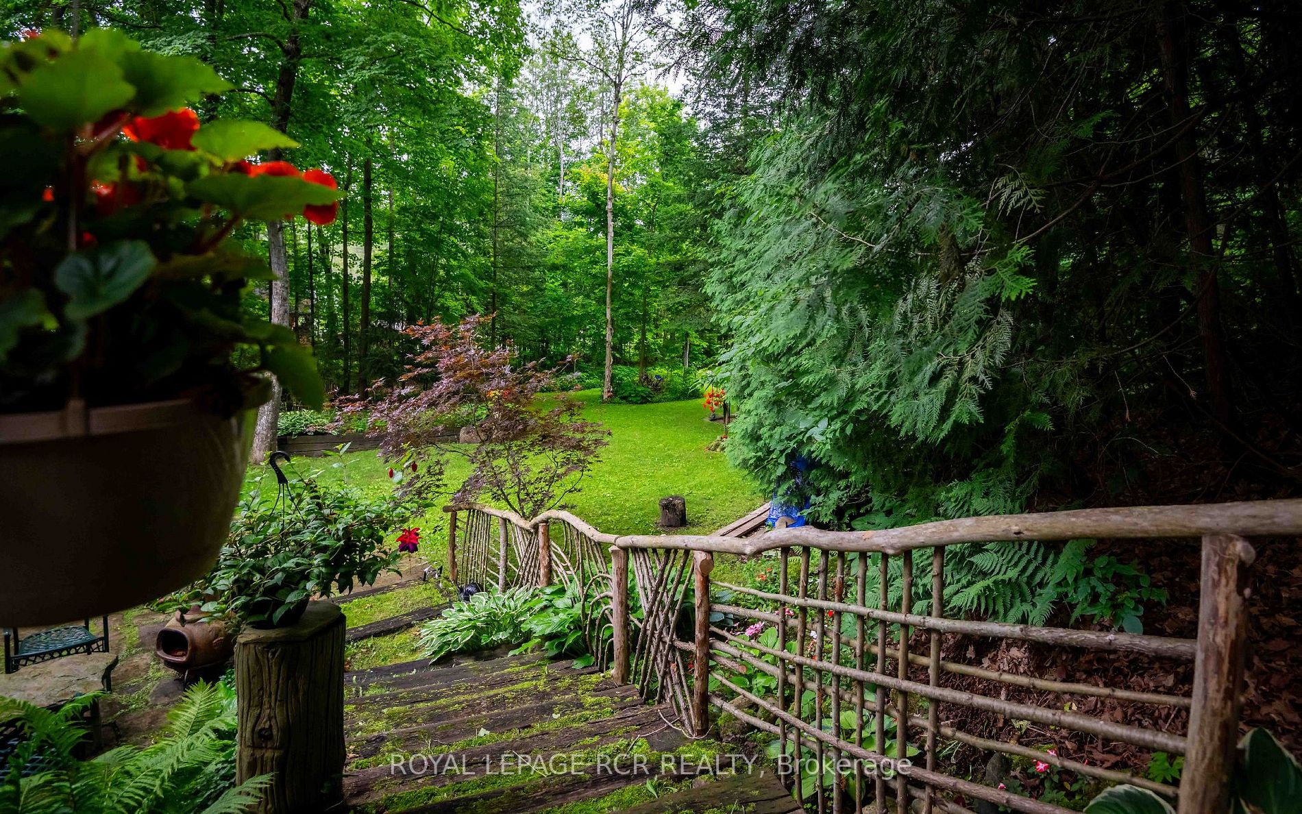 308392 Hockley Road