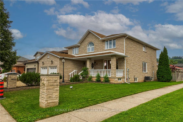 2 Glencrest Ave, Hamilton