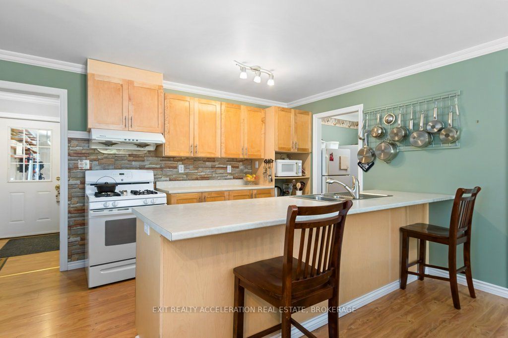 60 Gerow Rd