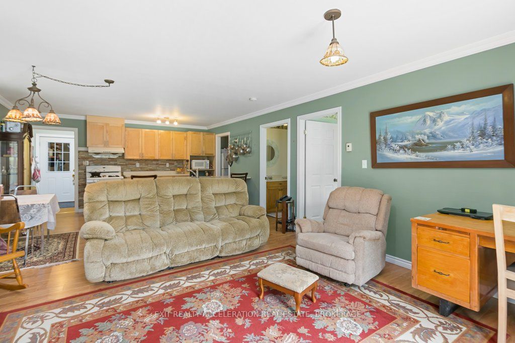 60 Gerow Rd