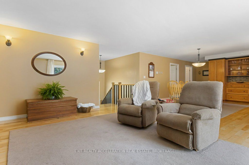 60 Gerow Rd