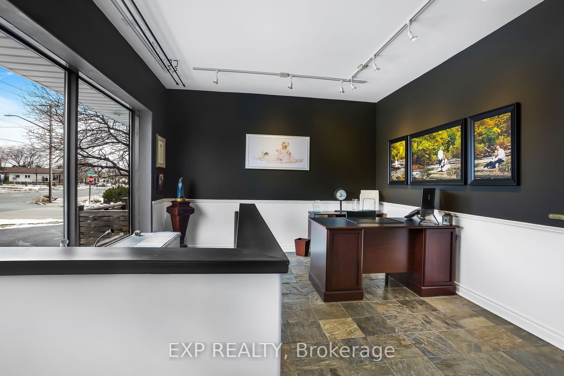 8 Warwick Rd