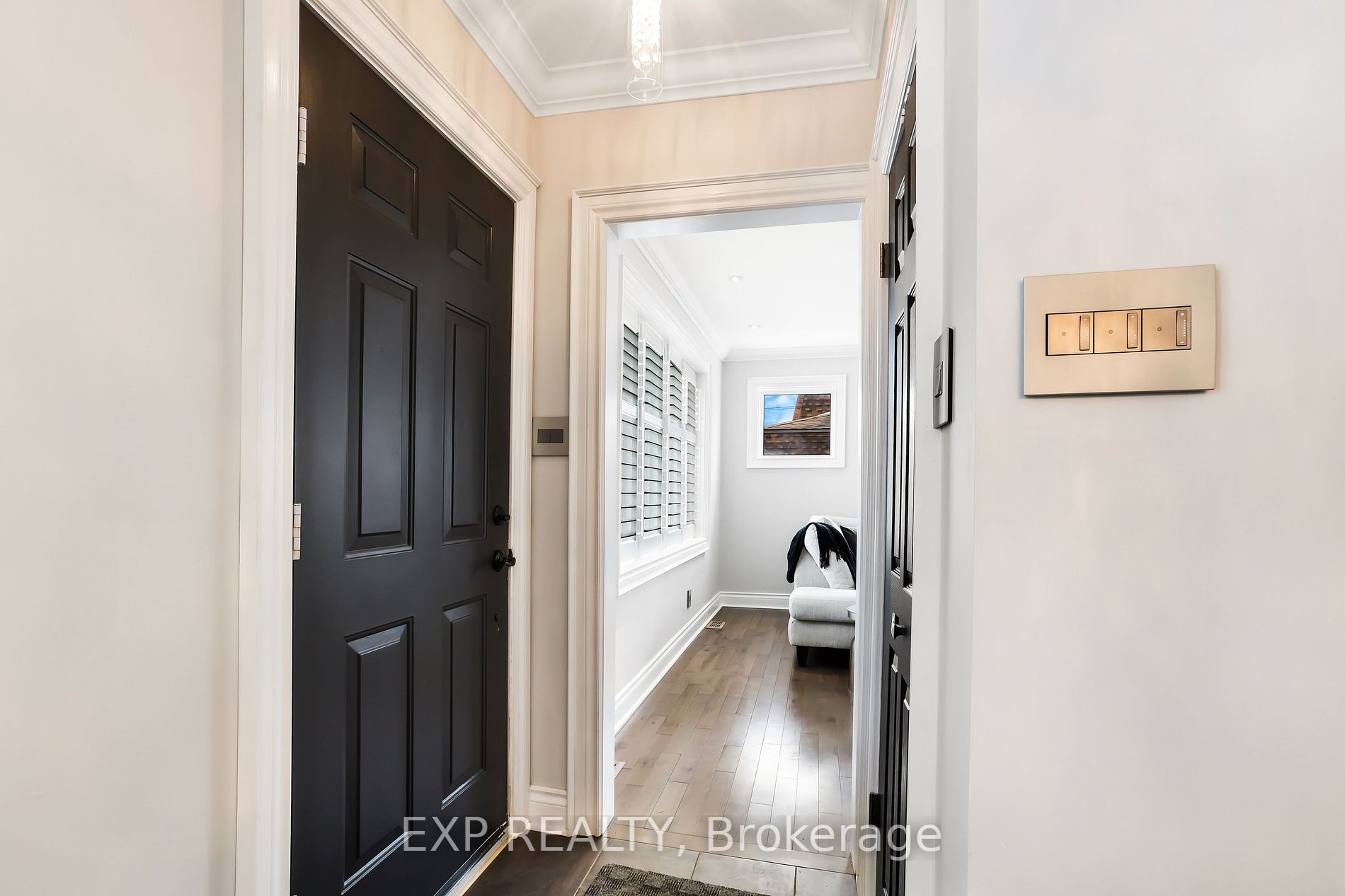 8 Warwick Rd