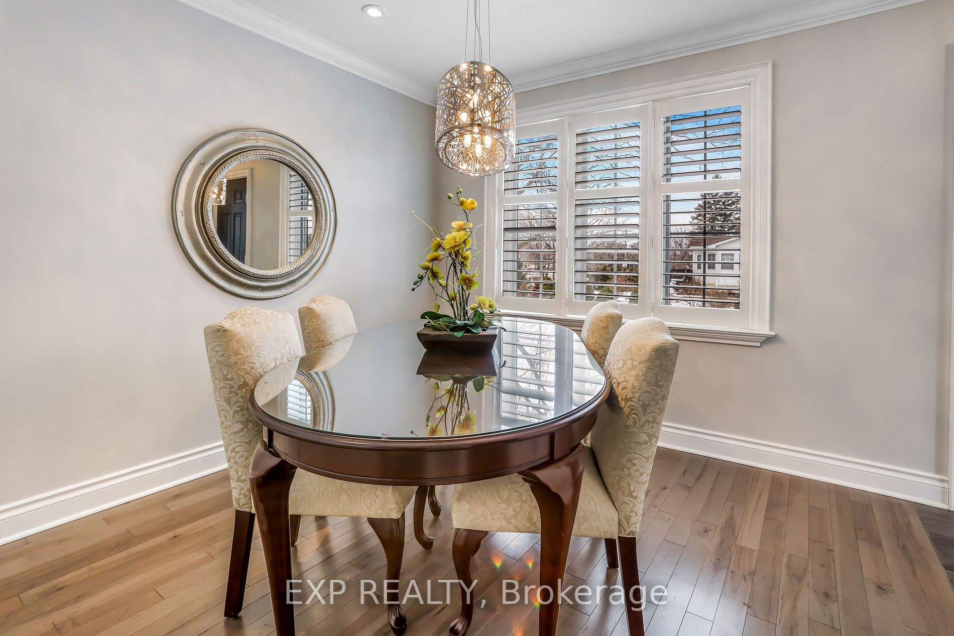 8 Warwick Rd